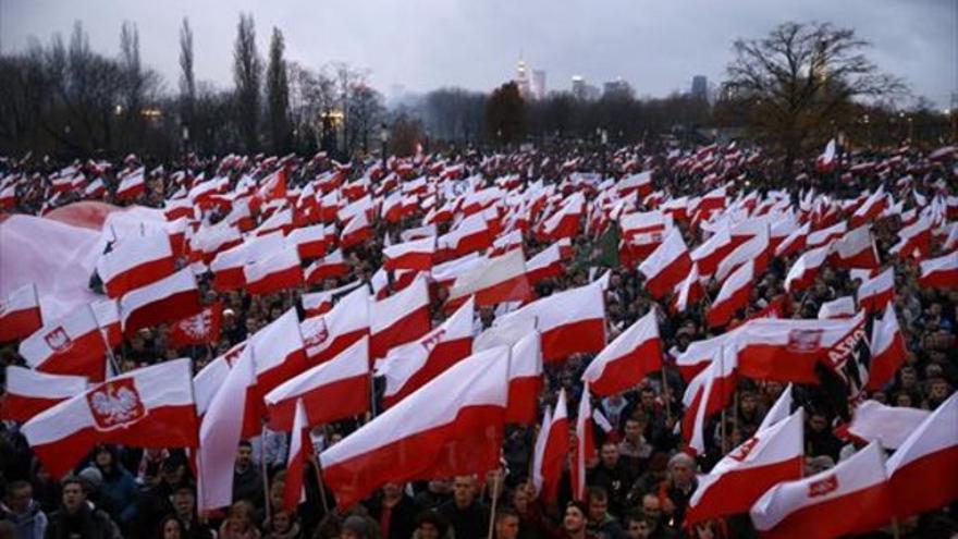banderas-polacas.jpeg